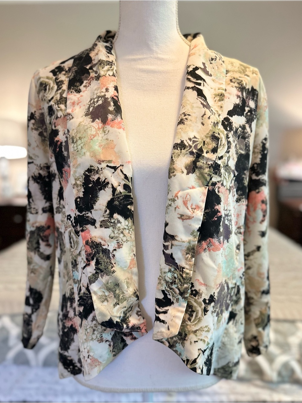 Xhilaration Abstract Floral Open Front Blazer Jacket